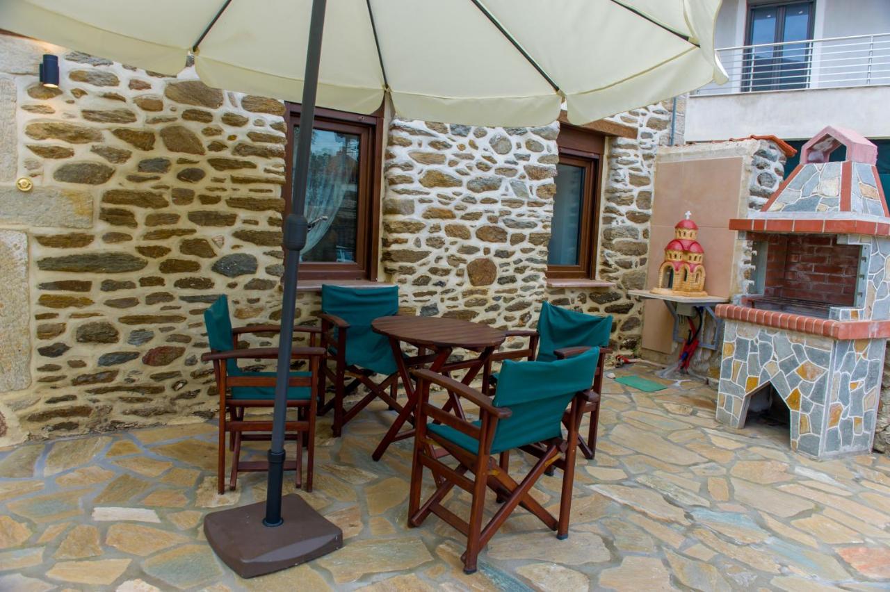 To Petrino Holidays House Metagkitsi Exterior foto