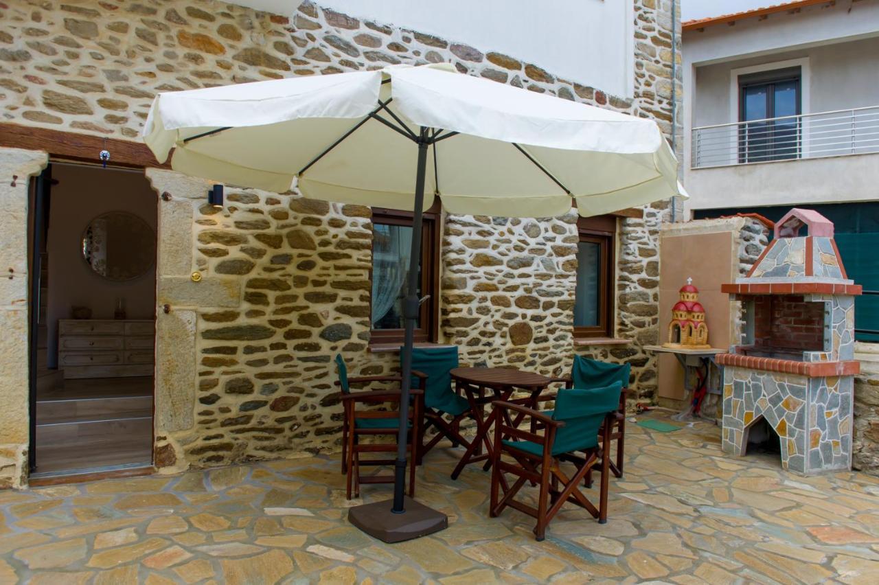 To Petrino Holidays House Metagkitsi Exterior foto