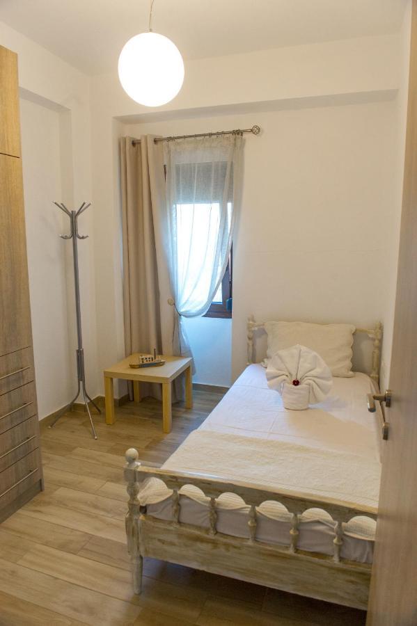 To Petrino Holidays House Metagkitsi Exterior foto