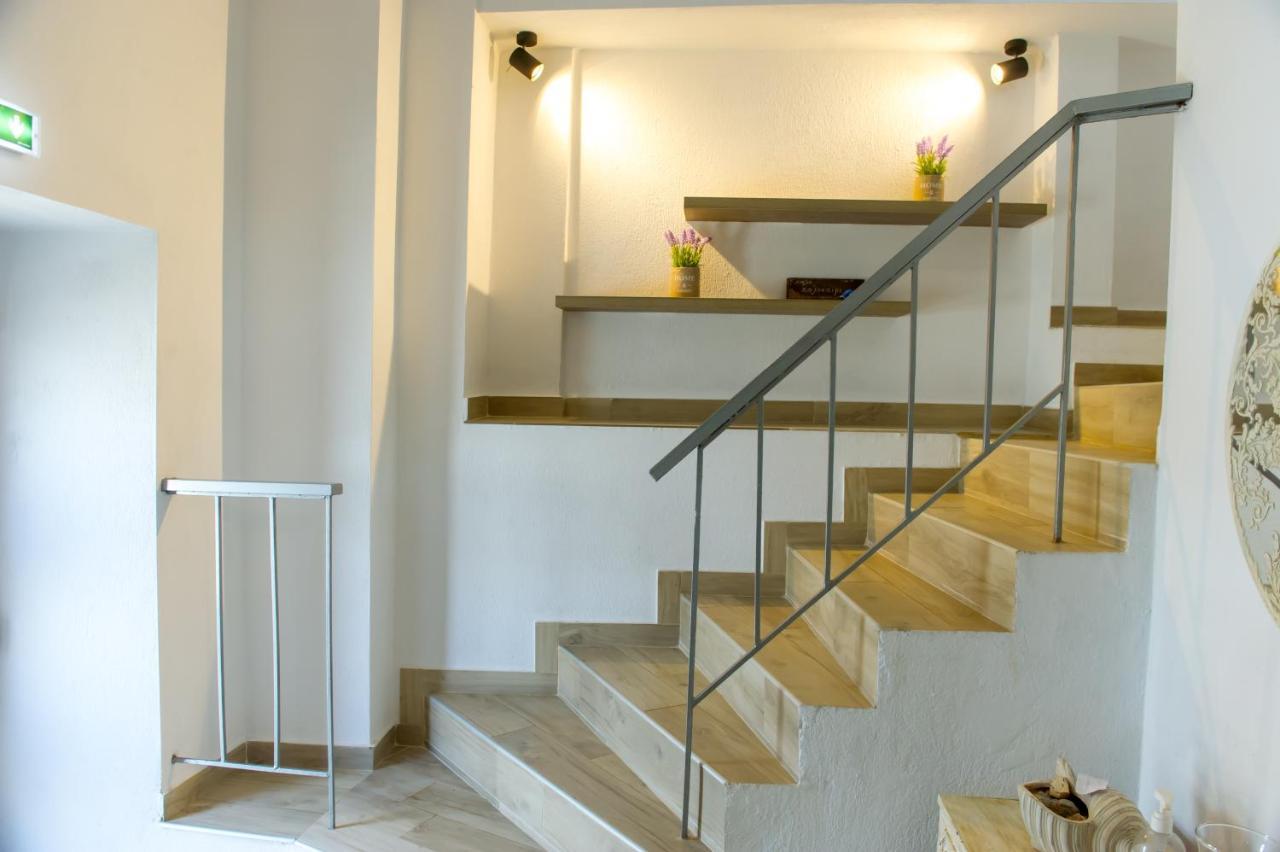 To Petrino Holidays House Metagkitsi Exterior foto