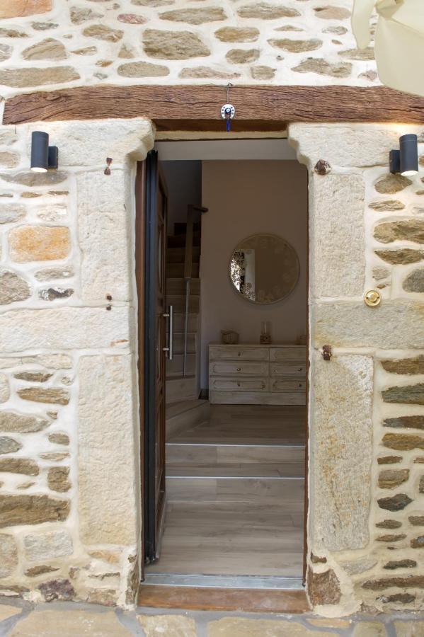 To Petrino Holidays House Metagkitsi Exterior foto