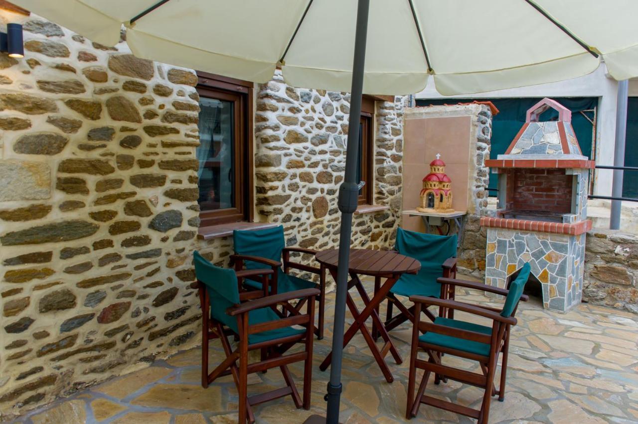 To Petrino Holidays House Metagkitsi Exterior foto