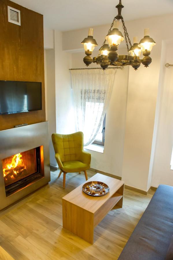 To Petrino Holidays House Metagkitsi Exterior foto