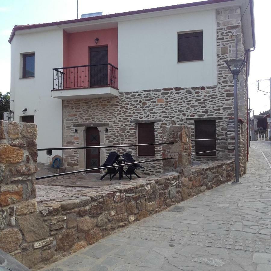 To Petrino Holidays House Metagkitsi Exterior foto